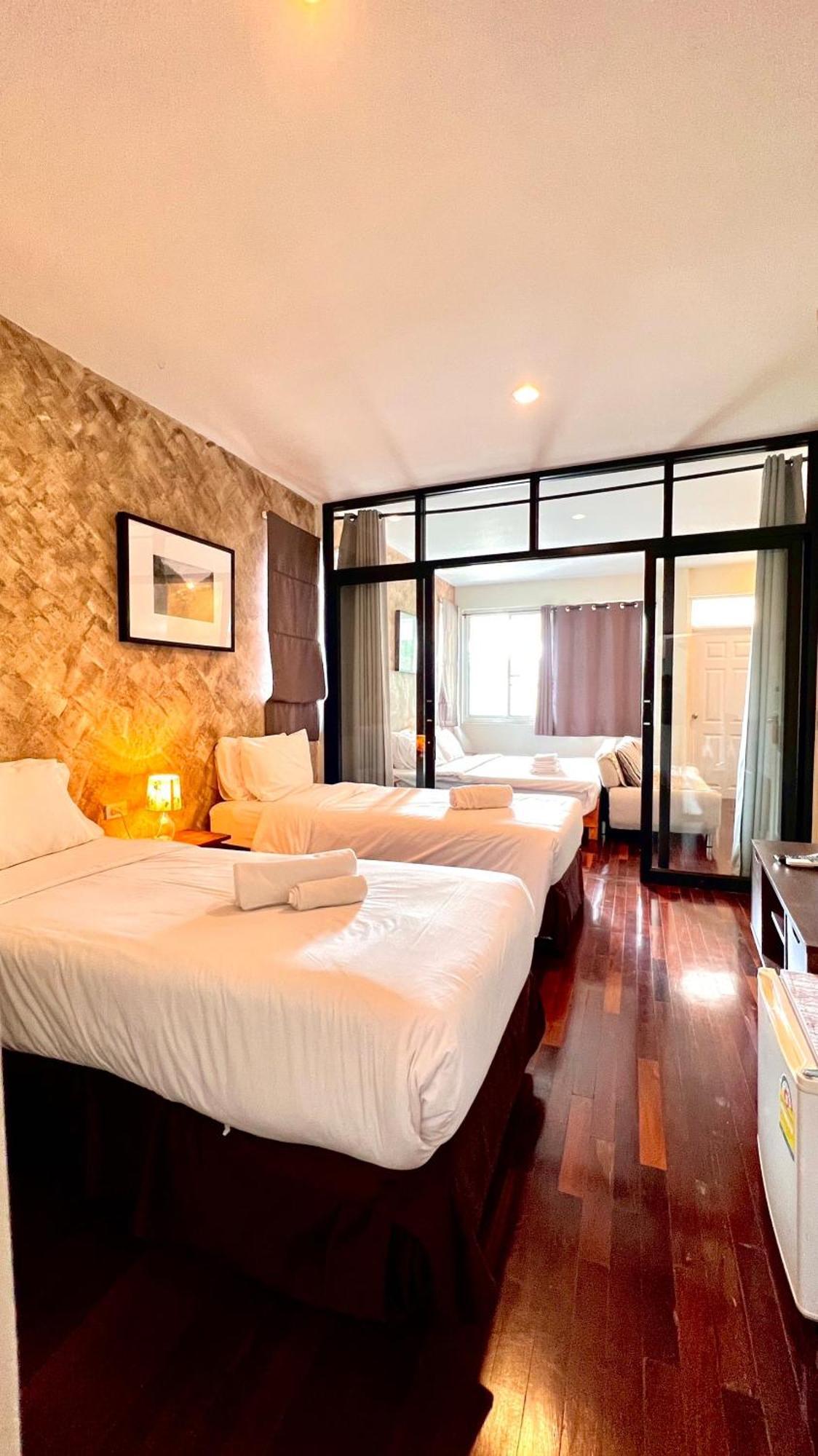 Udee Cozy Hotel チエンマイ エクステリア 写真