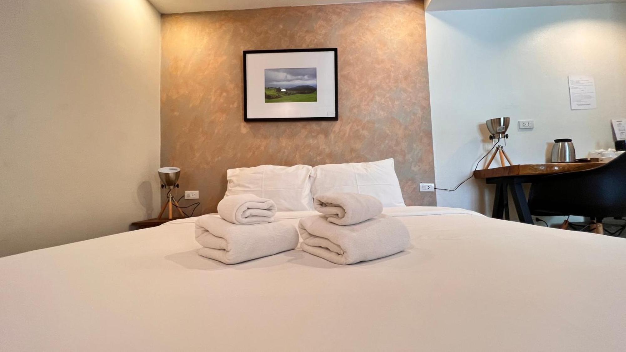 Udee Cozy Hotel チエンマイ エクステリア 写真